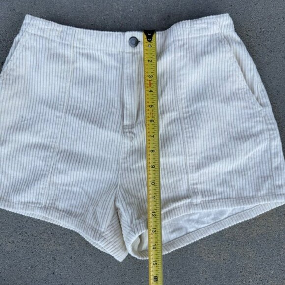 RVCA Women Cream Corduroy 100% Cotton Shorts Size Large - Picture 4 of 7